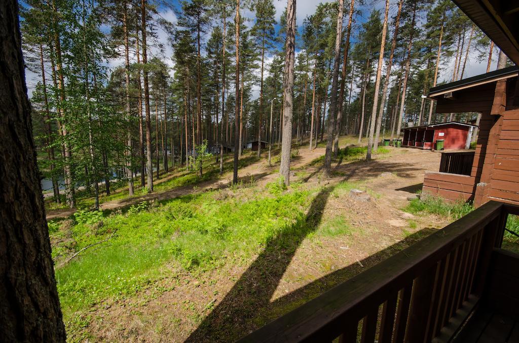 Ahvenlampi Camping Сааріярві Номер фото