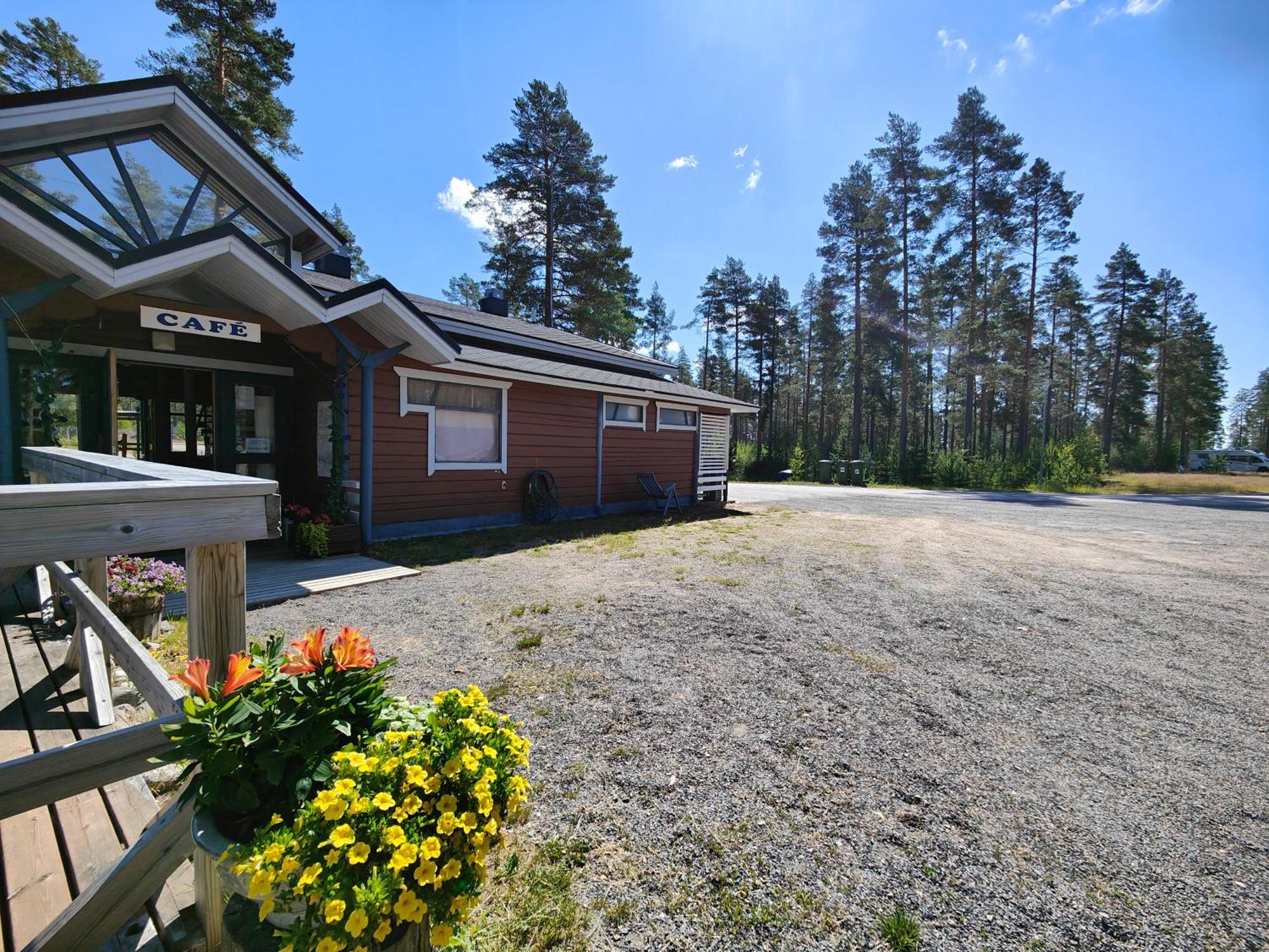 Ahvenlampi Camping Сааріярві Екстер'єр фото