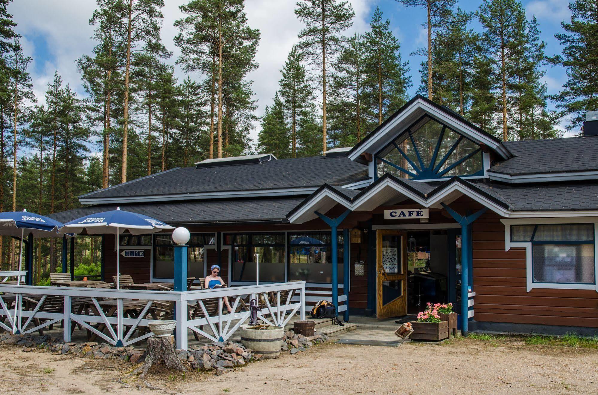 Ahvenlampi Camping Сааріярві Екстер'єр фото